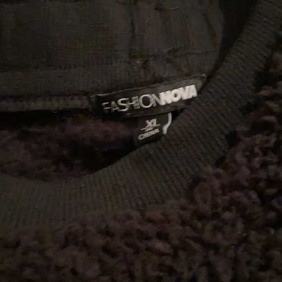 2pc fleece crop top & jogger pants - Picture 4 of 4